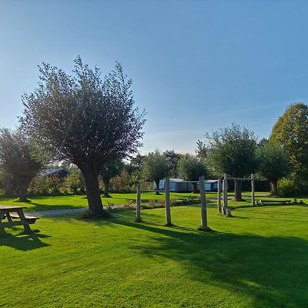 Hoeve De Mertel Biezenmortel Exterior photo